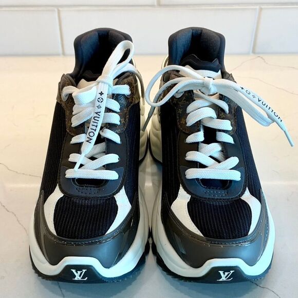 LOUIS VUITTON Run 55 Sneaker Black White Women’s Size 37.5 (7.5) - Picture 2 of 12